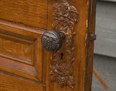 doors - I'm looking for antique wood doors