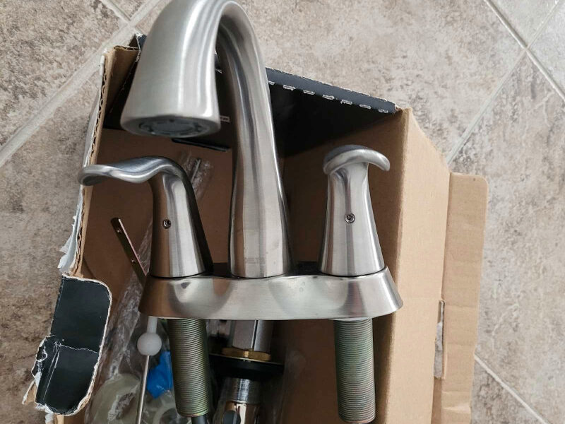 Lavatory faucet