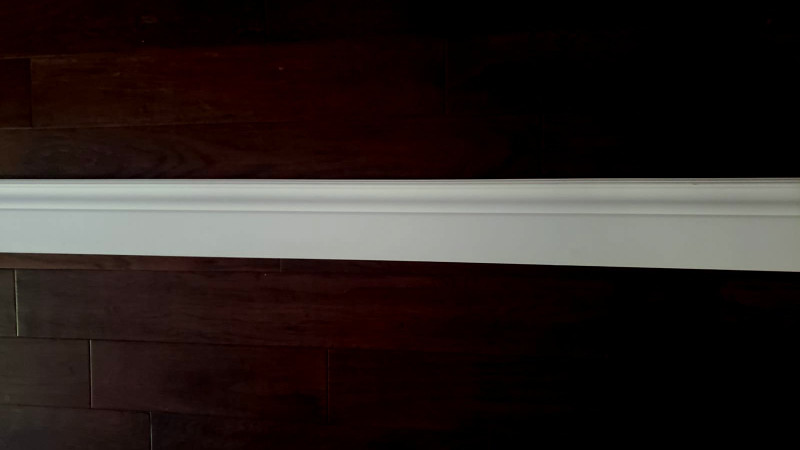 Baseboards 10feet long, 5 1/2 width, new !