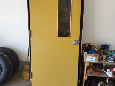 Solid door with all hardware 83x36