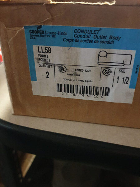 Eaton Crouse-Hinds series Condulet Form 8 conduit outlet body,