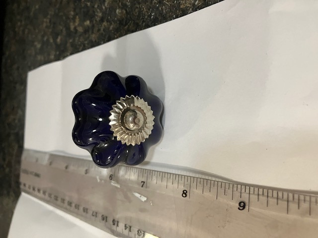 Ceramic knobs (18)