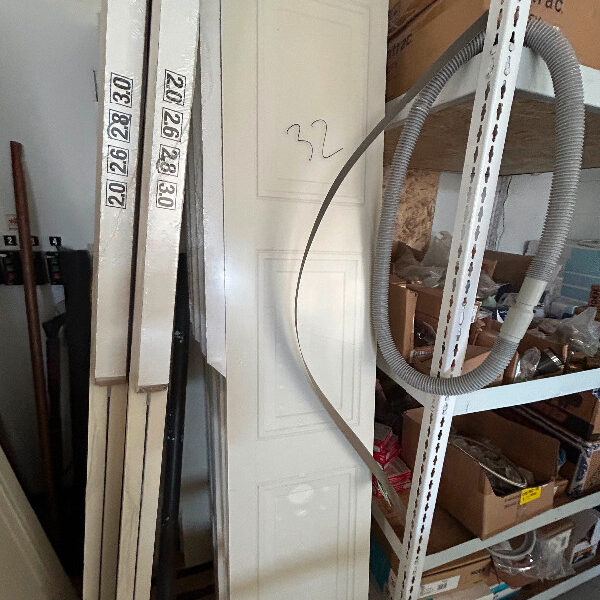 32” closet bifold 3 panel door NEWMansonite$80 each