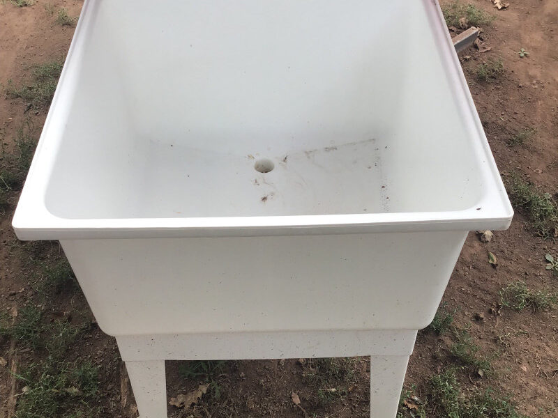 MUSTEE Utilatub Laundry Tub Floor Mount 23" W x 25" x12" D